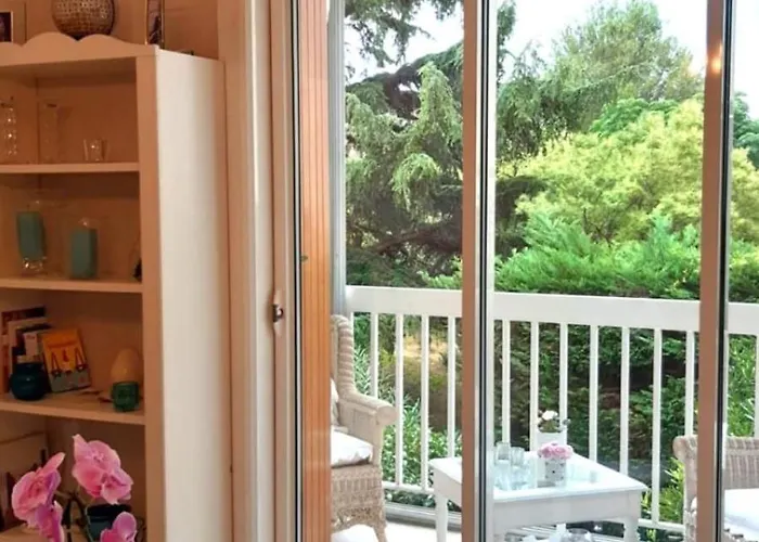Sea View And Balcony In شقة ساناري سور مير